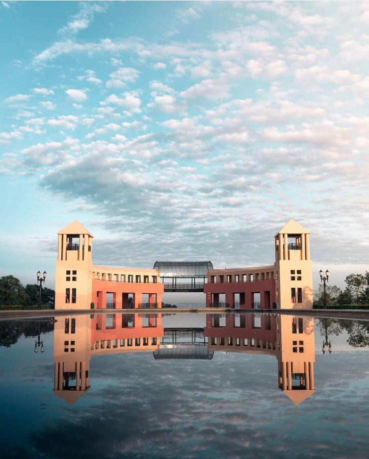 Vicz Palace Hotel กูรีตีบา ภายนอก รูปภาพ