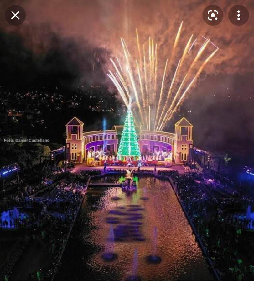 Vicz Palace Hotel กูรีตีบา ภายนอก รูปภาพ